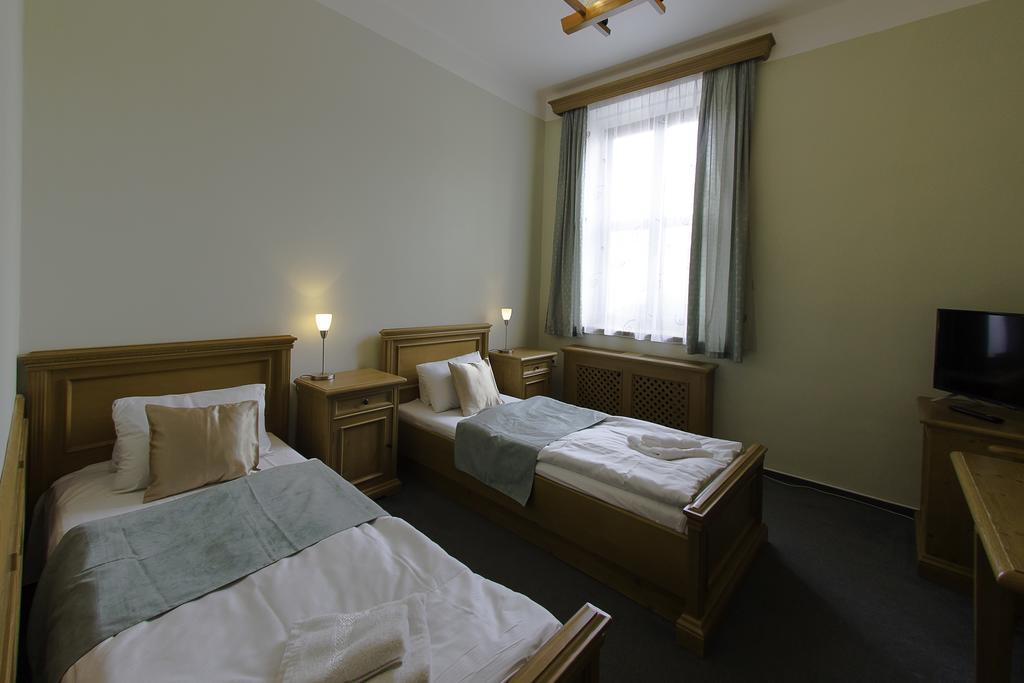 Hotel Soudek Poděbrady エクステリア 写真