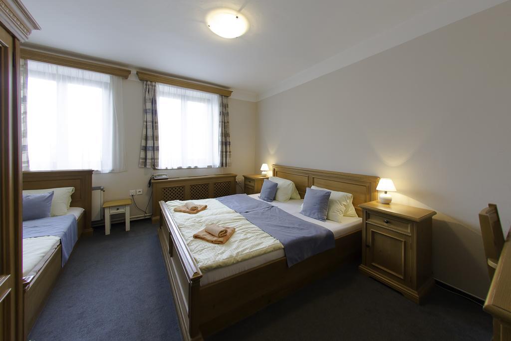 Hotel Soudek Poděbrady エクステリア 写真