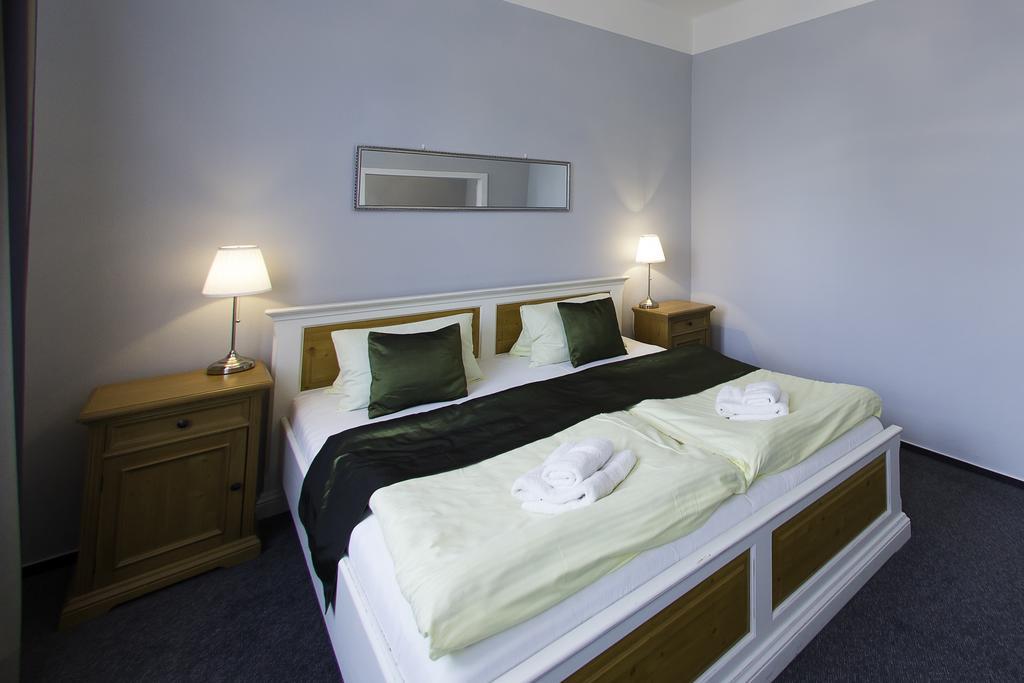Hotel Soudek Poděbrady エクステリア 写真