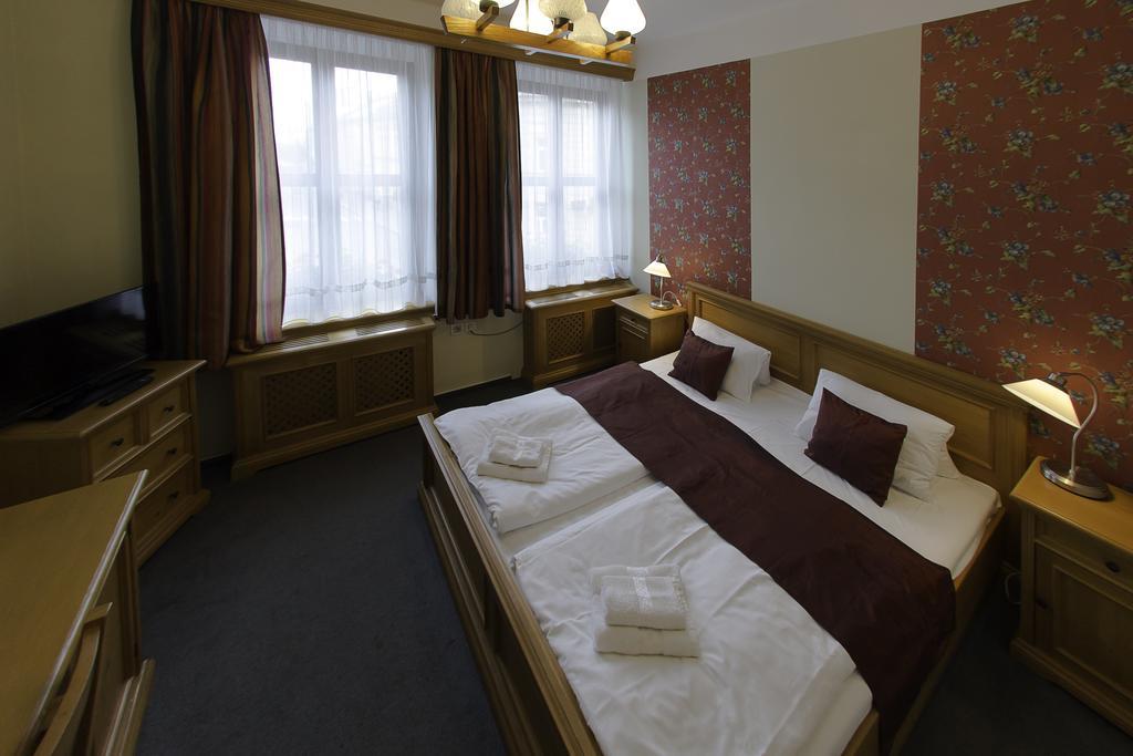 Hotel Soudek Poděbrady エクステリア 写真